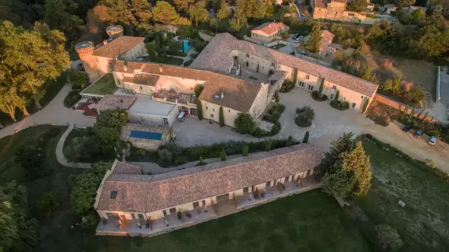 Charmant verblijf met spa, niet ver van Avignon