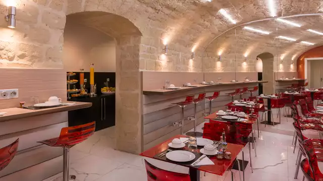 Especial verano: Alojamiento en Neuilly-Sur-Seine, París
