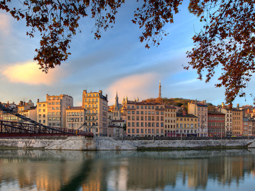 Week-end en suite supérieure à Lyon - 4* - 9