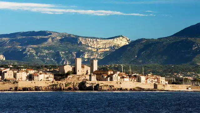 Weekend di charme a Juan Les Pins, a 300 metri dalla spiaggia