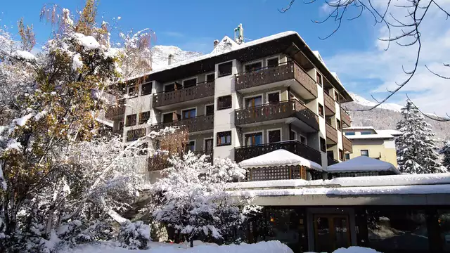 Rezia Hotel inactive