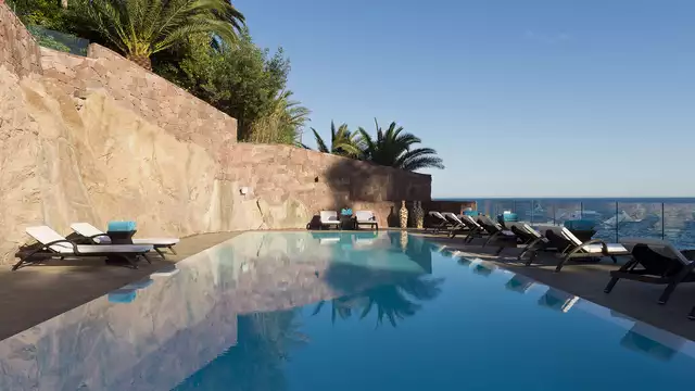 Detente et gastronomie dans un cadre exceptionnel sur la Cote d Azur