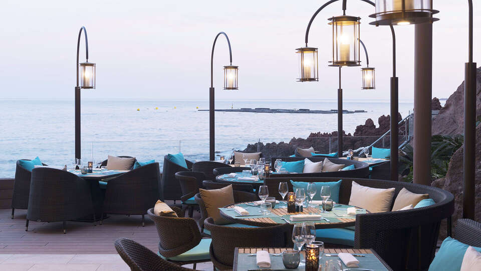 Detente et gastronomie dans un cadre exceptionnel sur la Cote d Azur