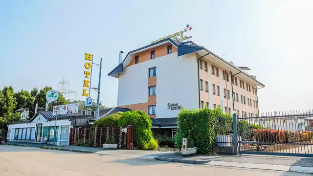Vacanza a Torino per 2 persone in camera superior con colazione inclusa