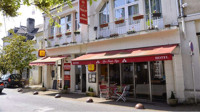 Les Trois Lys