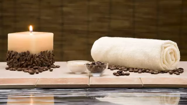 Fuga romantica Premium con massaggio, spa e decorazione romantica a due passi dalla costa