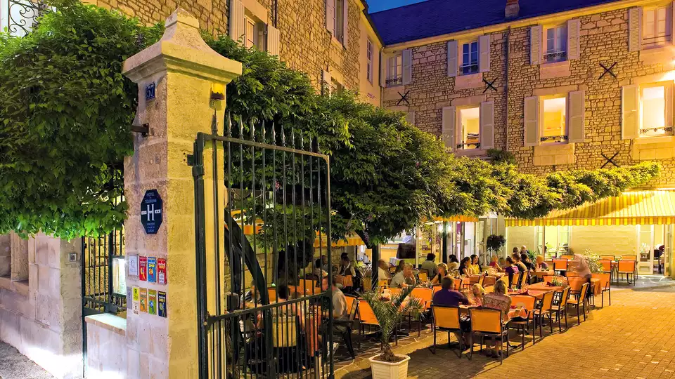 Escapada con comida o cena en Fontenay le Comte
