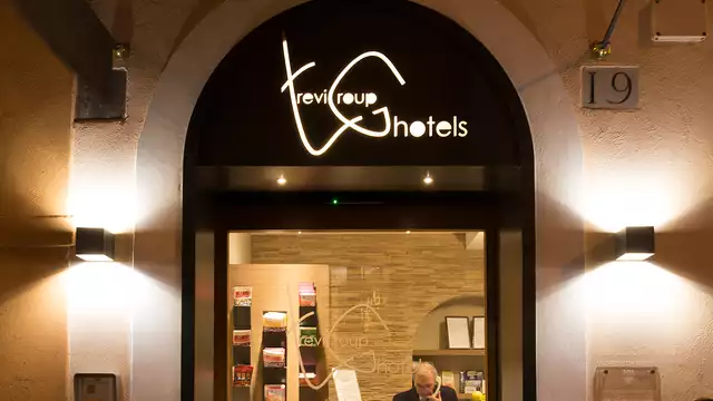 Hotel Trevi