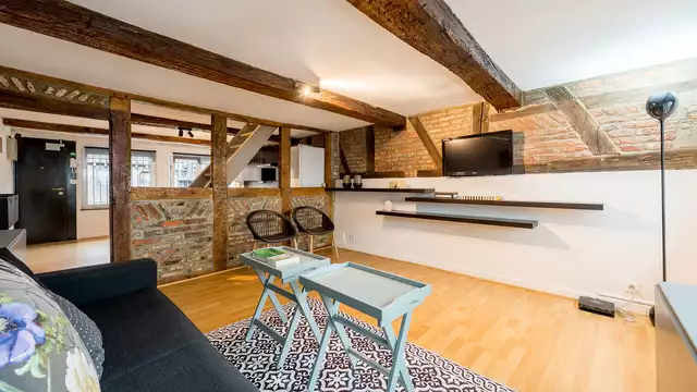 Verblijf in een modern appartement in Luik tot personen