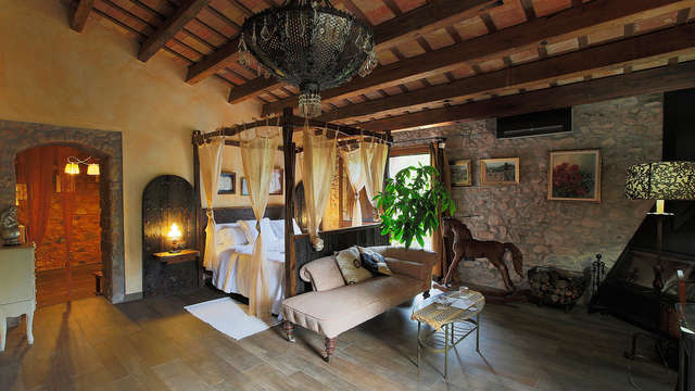 Especial enamorados en suite a un paso de la Costa Brava