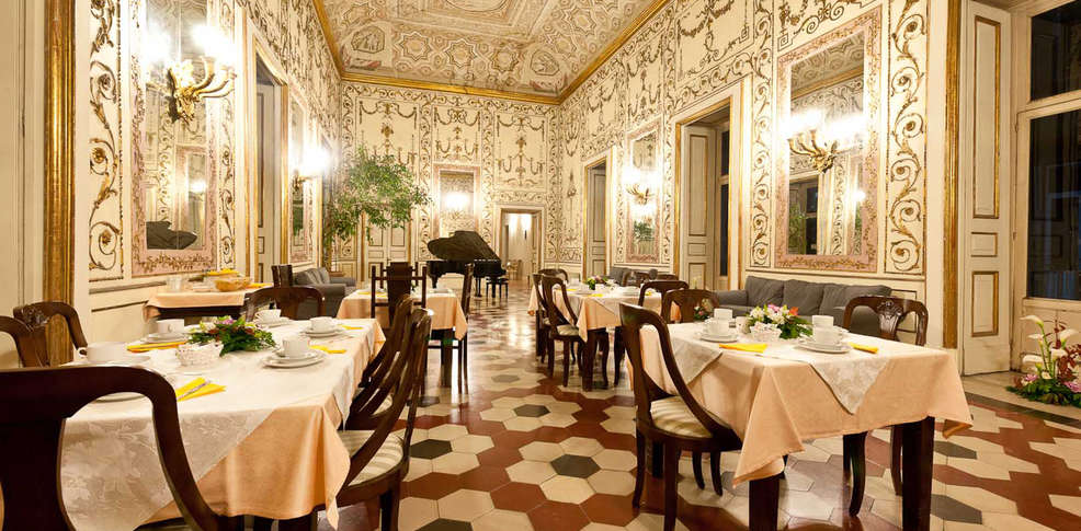 Hotel Decumani Hotel De Charme Napoli Hotel Decumani Hotel De Charme Napoli