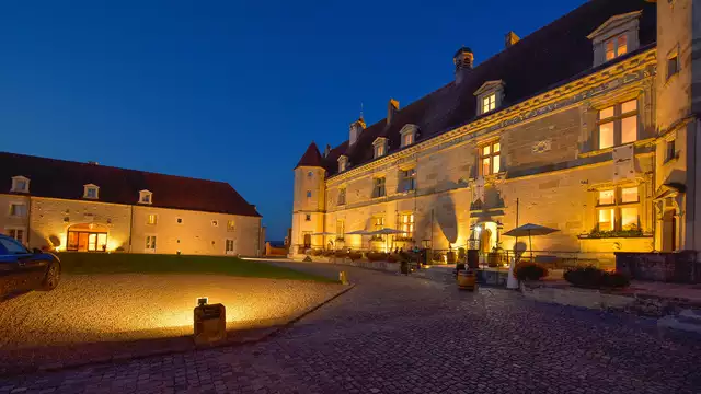 Voyage à travers le temps dans un château bourguignon