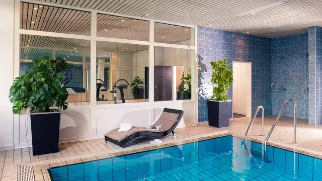 Keulen gezien vanaf een cruise op de Rijn in een superior kamer