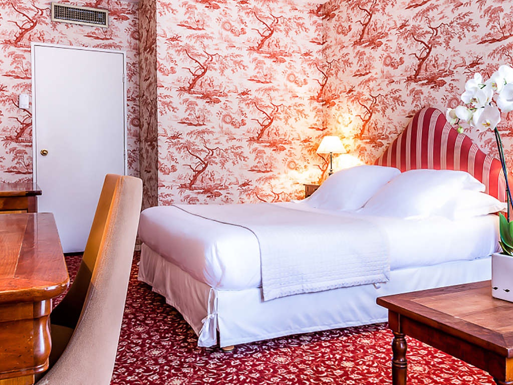 Luxe dans une maison du XVème siècle à Fontainebleau - 4* - 9