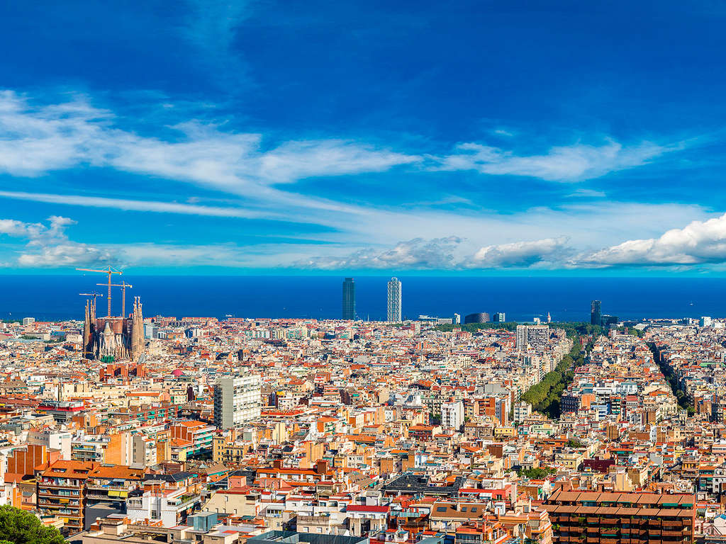 Suivez les pas de Gaudí dans un hôtel au coeur de Barcelone - 4* - 24