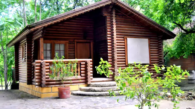 Escapada romántica en bungalow con acceso a piscina termal, circuito, cava y cesta de frutas