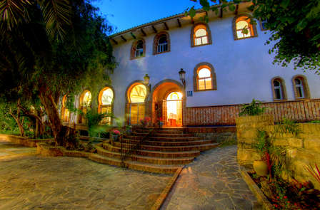 Déconnexion de la routine : minivacances à Canena avec petit déjeuner inclus, accès thermal et cava