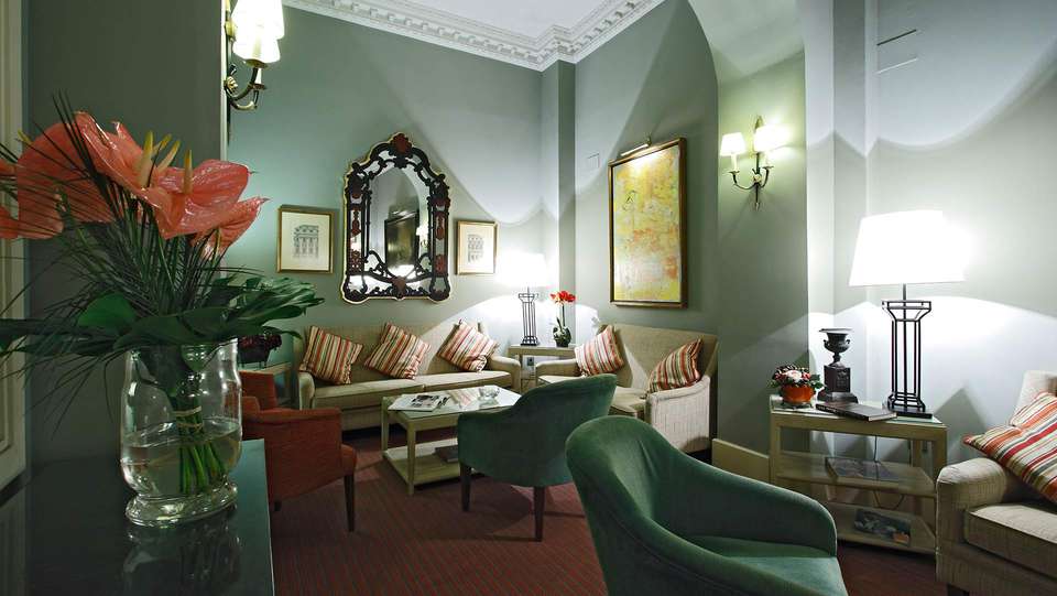 Casa Romana Hotel Boutique - EDIT_salon.jpg