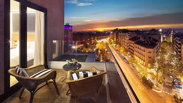 Soirée romantique avec chocolats et cava avec vue magnifique sur Madrid