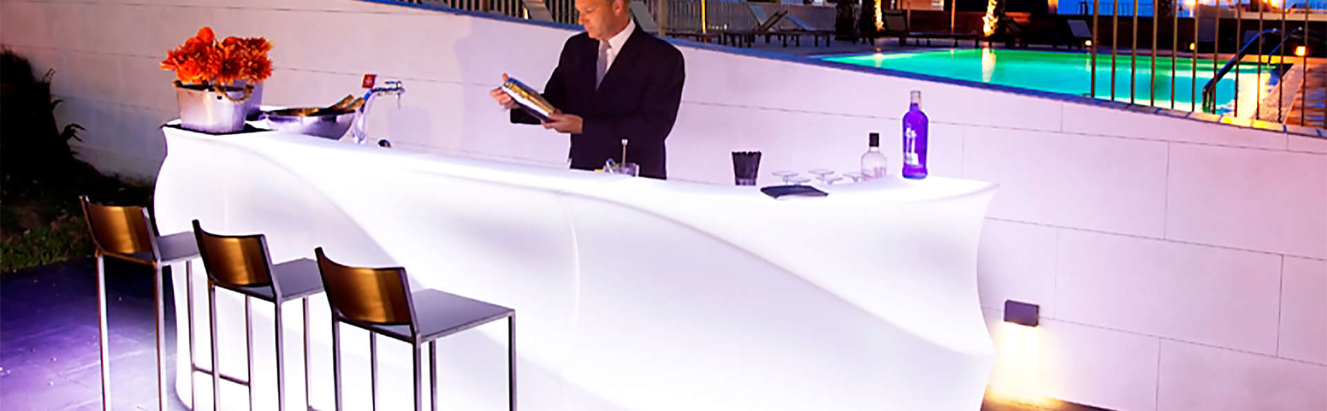 Hotel Atenea Port Barcelona Mataró - EDIT_cocktail.jpg