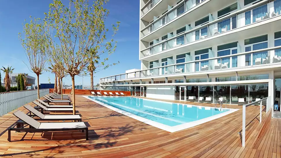 Especial romantica con vistas al mar spa cena y gintonic