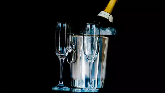Arrivo con champagne nel pieno centro di Poitiers