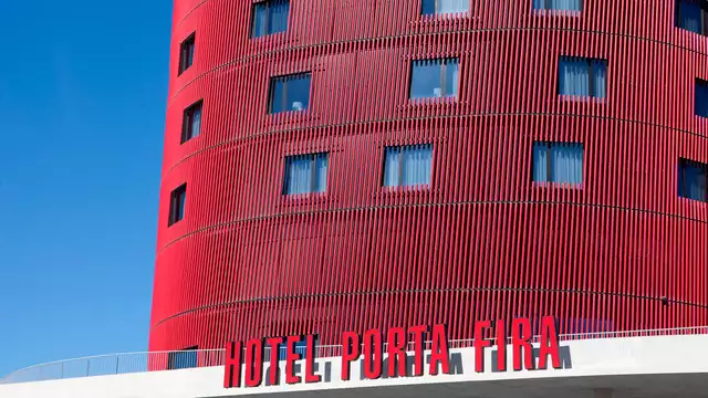 Evadez-vous pres de Barcelone avec petit-dejeuner surclassement parking commodites et bien plus