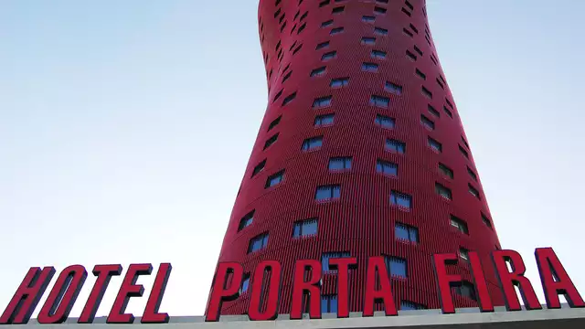 Evadez-vous pres de Barcelone avec petit-dejeuner surclassement parking commodites et bien plus