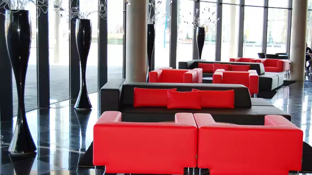 Evadez-vous pres de Barcelone avec petit-dejeuner surclassement parking commodites et bien plus