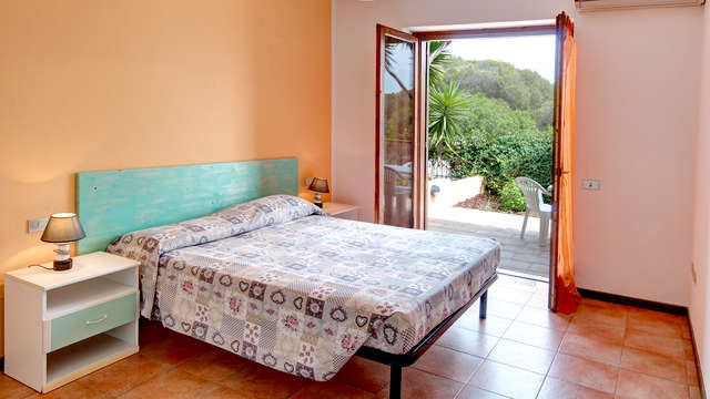 Vacanze a Santa Teresa di Gallura per 2 con traghetto da Livorno (7 notti)