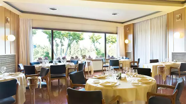 Escapada romantica con entradas al Casino en Figueres
