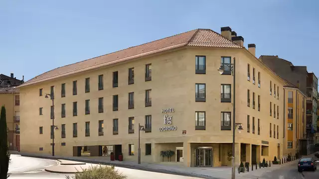 Escapada con desayuno y zona relax  en un hotel moderno en el casco antiguo de Logroño