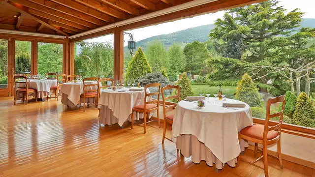 Un'esperienza indimenticabile: notte in Suite, con massaggio, percorso spa e cena gastronomica