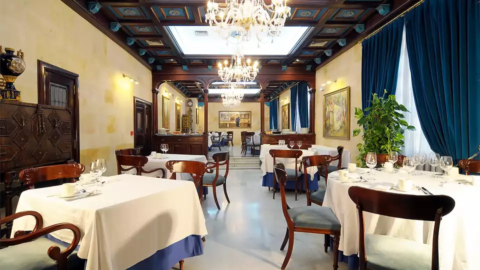 Escapada con Cena y descuento en visita a Bodega en Tierras del Burgo desde noches