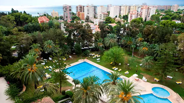 Escapada con media pension a pocos minutos de la playa de Benicasim
