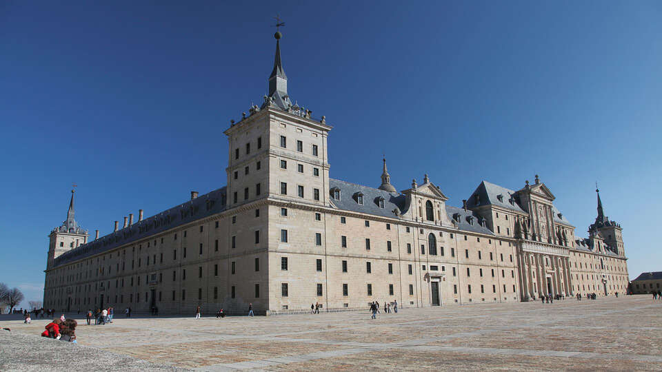 Cena cioccolatini e accesso alla spa nella Sierra di Madrid