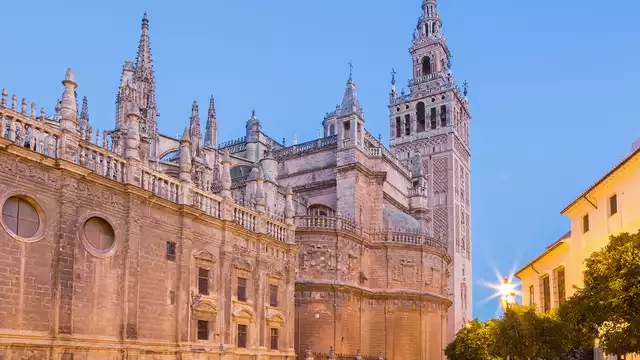 Descubre Sevilla y el conjunto arqueológico de Itálica