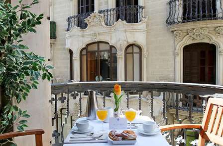 Découvrez le patrimoine culinaire de Barcelone dans un hôtel Art Nouveau