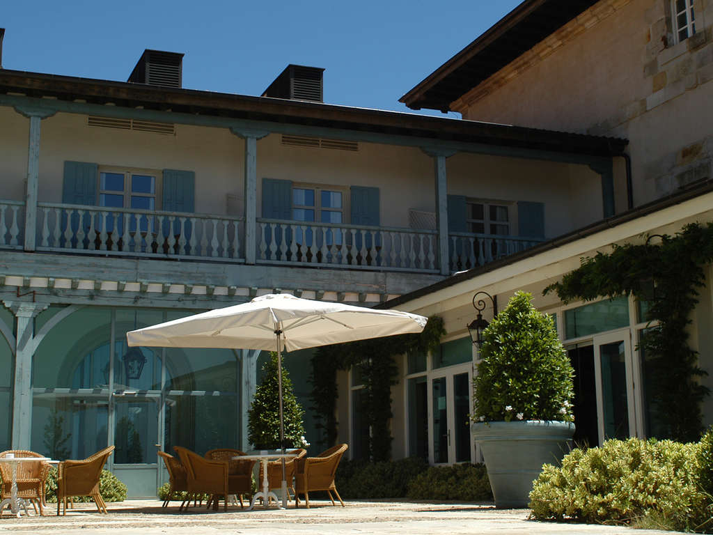 Escapade détente avec piscine chauffée dans un environnement calme près de Bilbao - 4* - 10