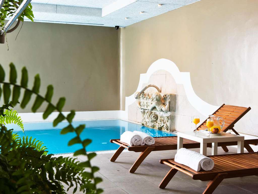 Escapade détente avec piscine chauffée dans un environnement calme près de Bilbao - 4* - 1