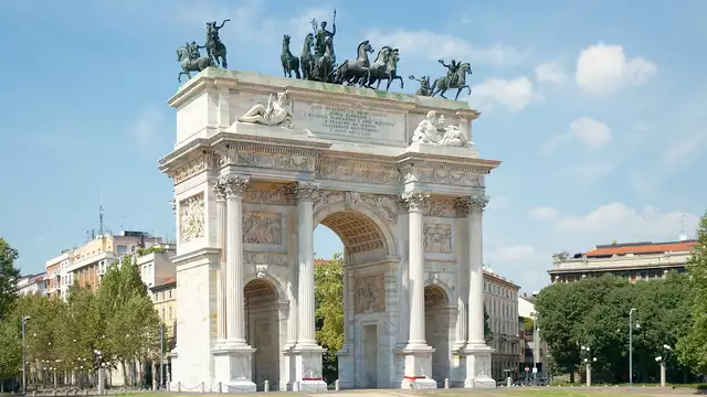 Soggiorno in hotel 4* a Milano con tour della città incluso