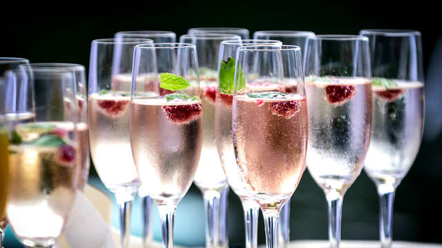 Romanticismo con champán y cena en la Selva Negra (desde 2 noches)