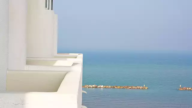 Verblijf in Senigallia, in een tweepersoonskamer met spa en ontbijt