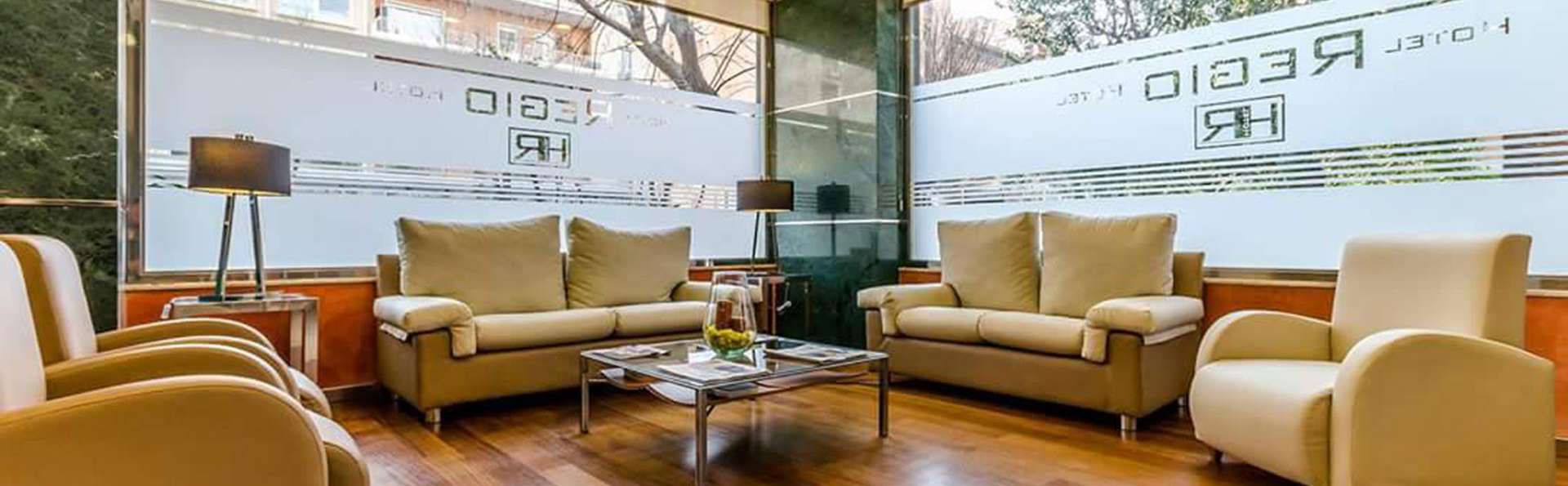 Hotel Regio Cádiz - EDIT_lobby.jpg