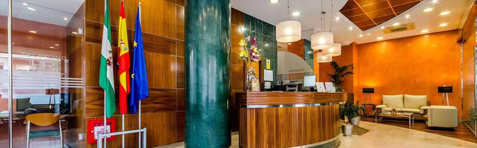 Hotel Regio Cádiz - EDIT_reception.jpg
