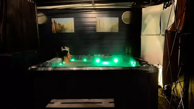 Pause Luxueuse et Relaxante avec Jacuzzi !