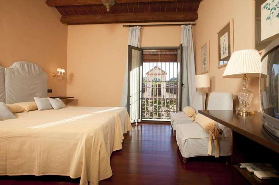 Hotel La Posada Del Moro - 657775_1024_682_FSImage_1_superior01-62142e0897.jpg