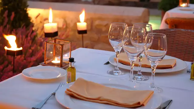 Como reyes en Baeza con cena degustación de 8 platos en una mansión del siglo XVI
