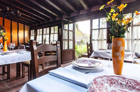 Week-end avec dîner en chambre supérieure avec baignoire hydromassante en Cantabrie