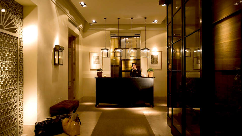 Hotel Villa Oniria - Edit_Reception.jpg